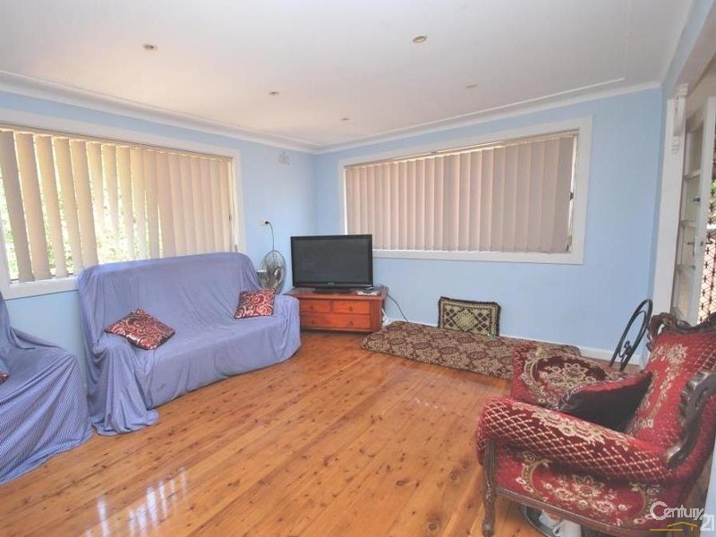 4 Hilwa Street, Villawood NSW 2163