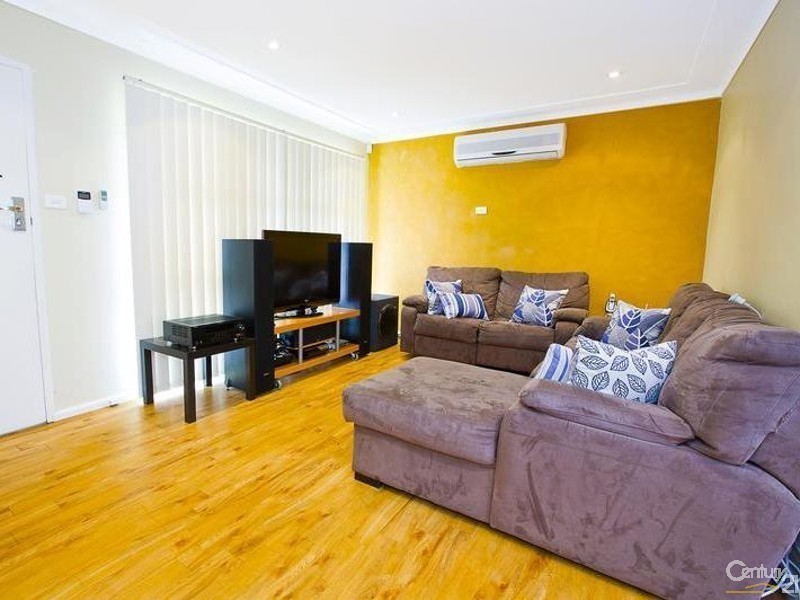 Fairfield West NSW 2165