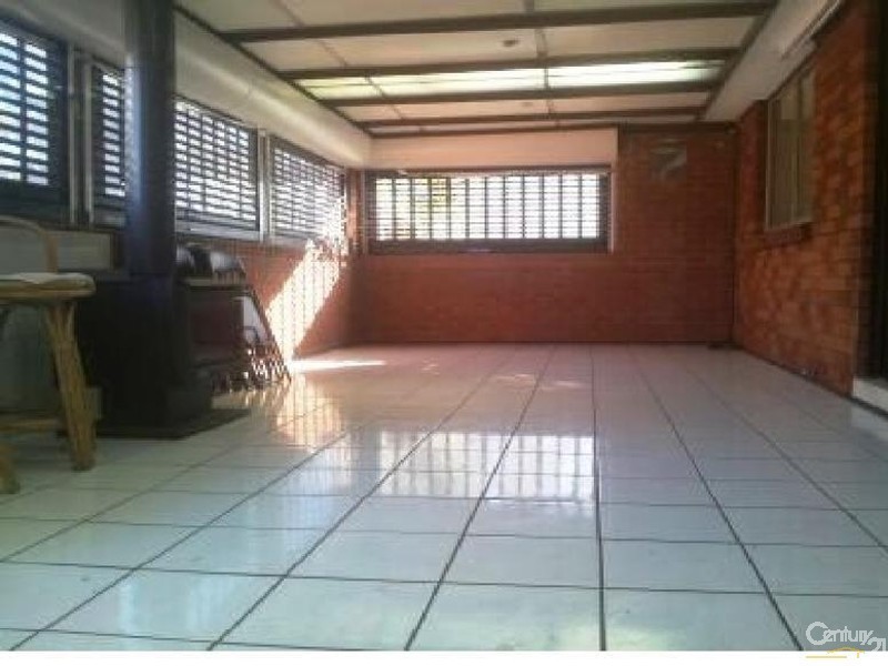 Canley Heights NSW 2166