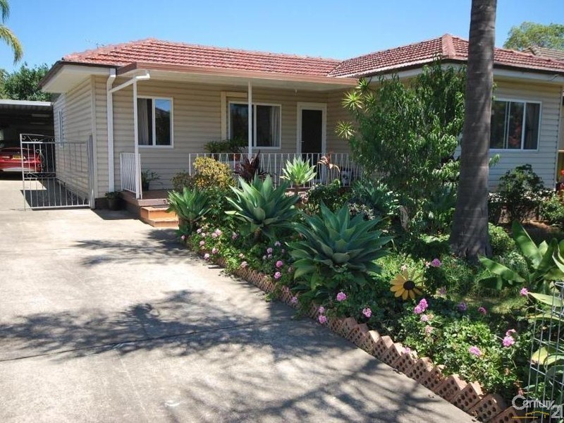 50 Alexander Street, Smithfield NSW 2164