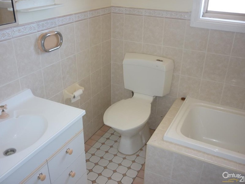 7 Bringelly Place, Bonnyrigg Heights NSW 2177