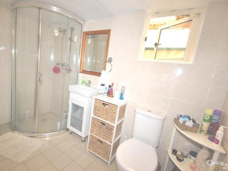 67 Railway Parade, Fairfield NSW 2165