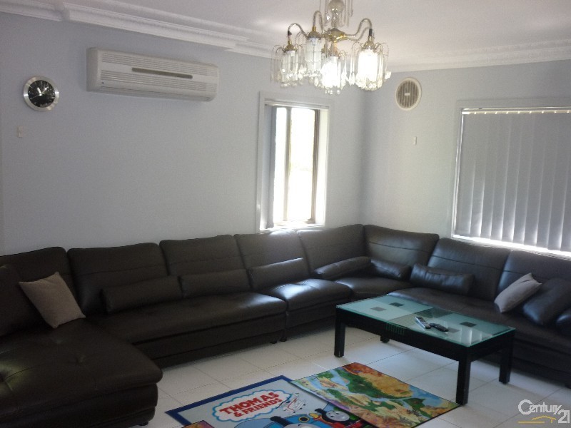 27a Granville Street, Fairfield Heights NSW 2165