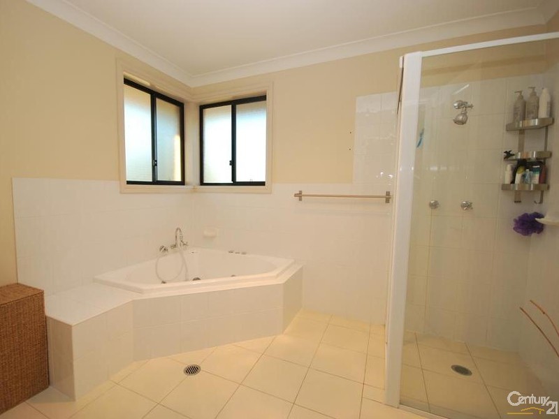 4c Kingsford Street, Smithfield NSW 2164
