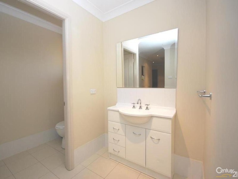 4c Kingsford Street, Smithfield NSW 2164