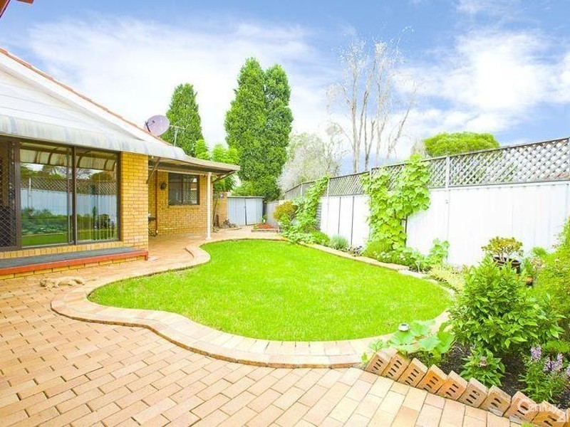 18 Newcastle Street, Wakeley NSW 2176