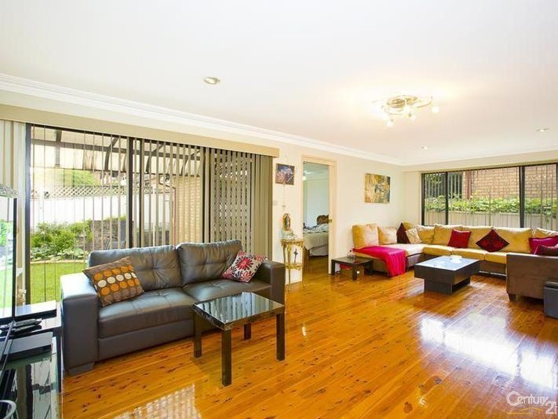 18 Newcastle Street, Wakeley NSW 2176