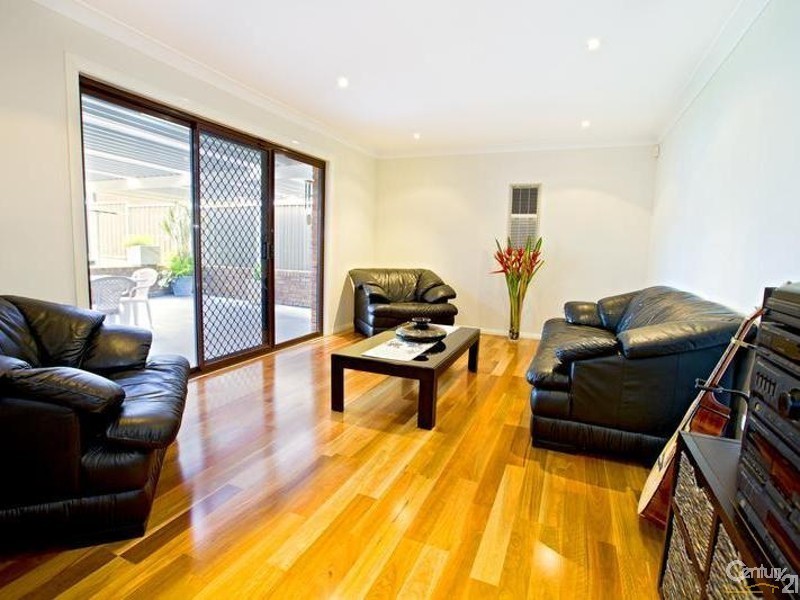 6  Evelyn Close, Wetherill Park NSW 2164