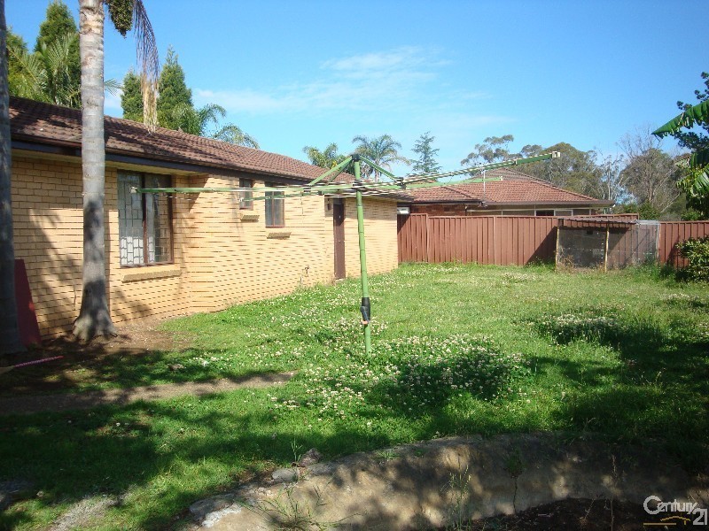 Edensor Park NSW 2176