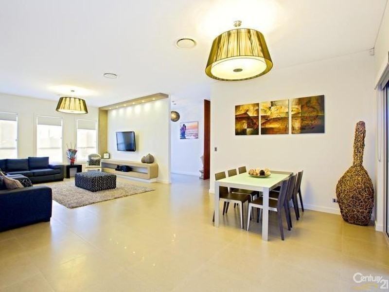 2 Lorraine Place, Merrylands NSW 2160