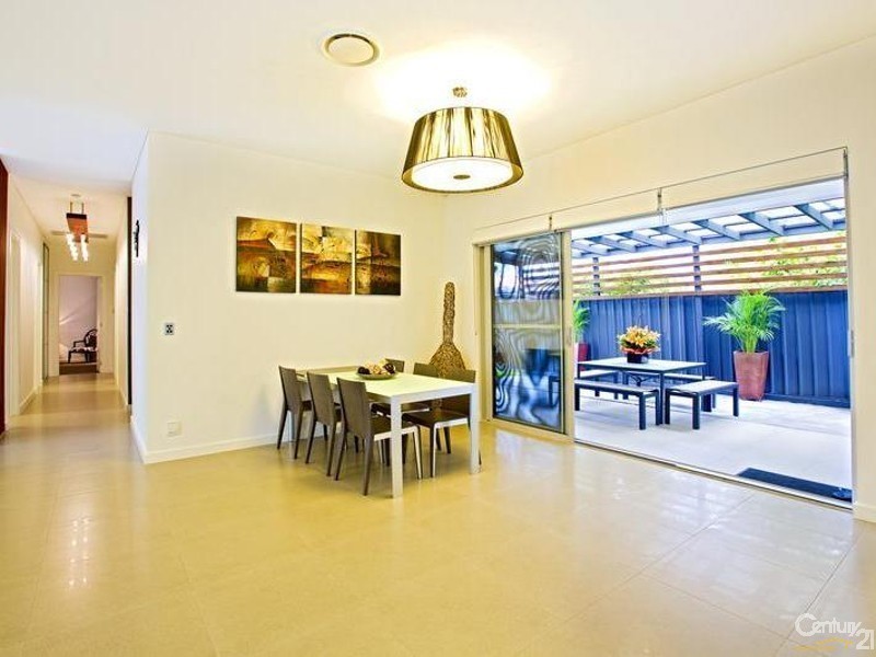 2 Lorraine Place, Merrylands NSW 2160