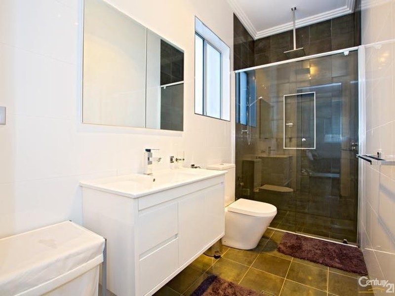 2 Lorraine Place, Merrylands NSW 2160