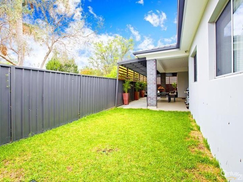 2 Lorraine Place, Merrylands NSW 2160