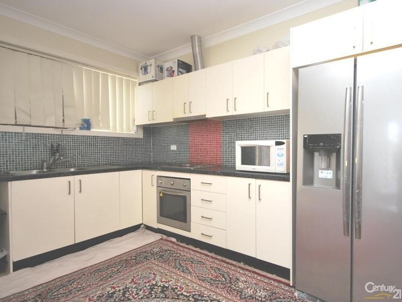 57 Musgrave Crescent, Fairfield West NSW 2165