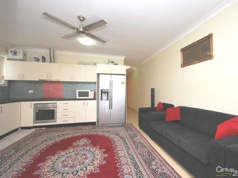 57 Musgrave Crescent, Fairfield West NSW 2165