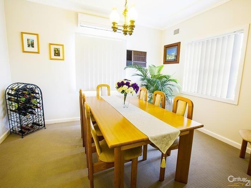 11 Orchid Road, Guildford NSW 2161