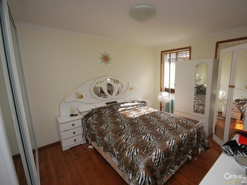 Bossley Park NSW 2176