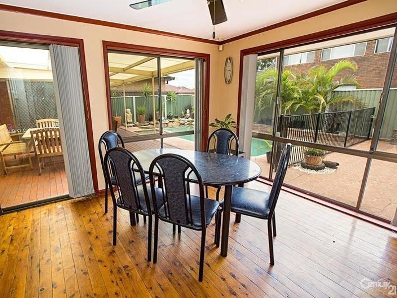 Fairfield West NSW 2165