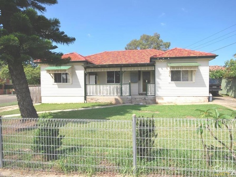 10A  West Street, Guildford NSW 2161