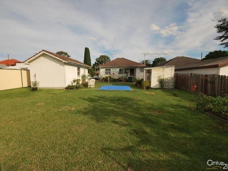 25 Curringa Road, Villawood NSW 2163