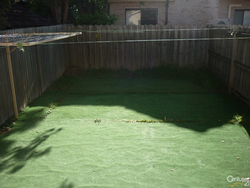 8/3-5 Lyndon Street, Fairfield NSW 2165