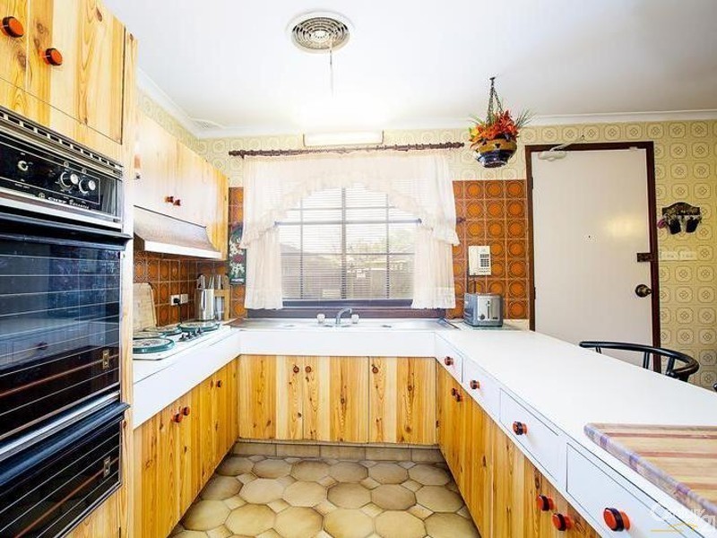 4 Lodge Place, Wetherill Park NSW 2164