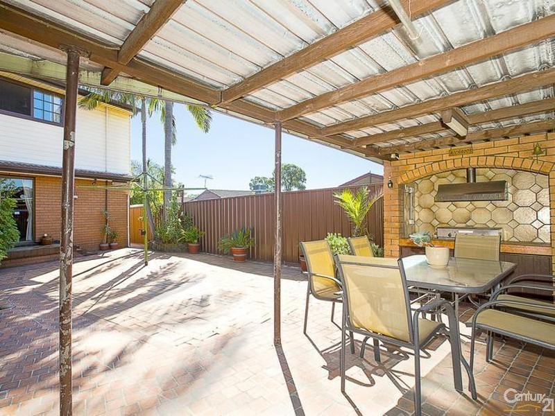 4 Lodge Place, Wetherill Park NSW 2164