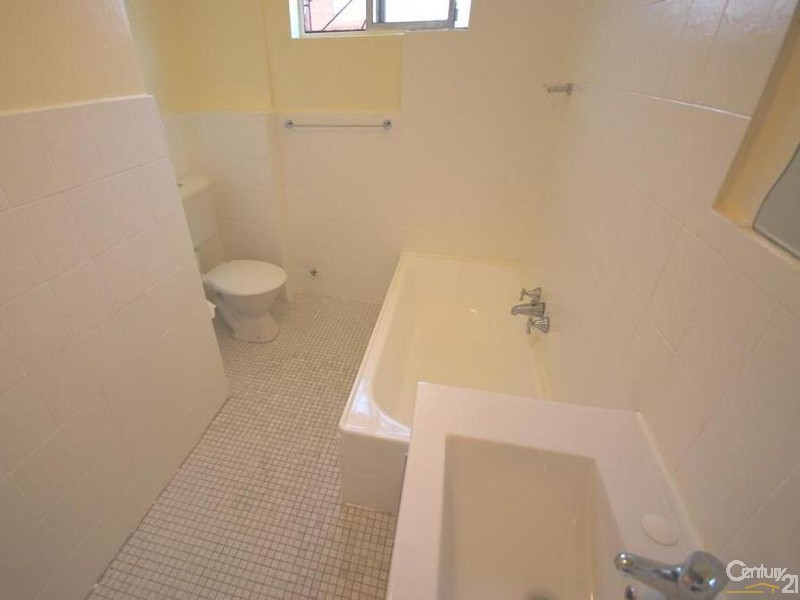 4/42 Fairmount Street, Lakemba NSW 2195