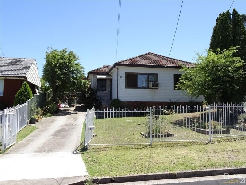 Fairfield West NSW 2165
