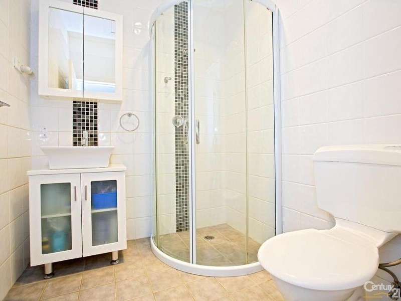 Fairfield East NSW 2165