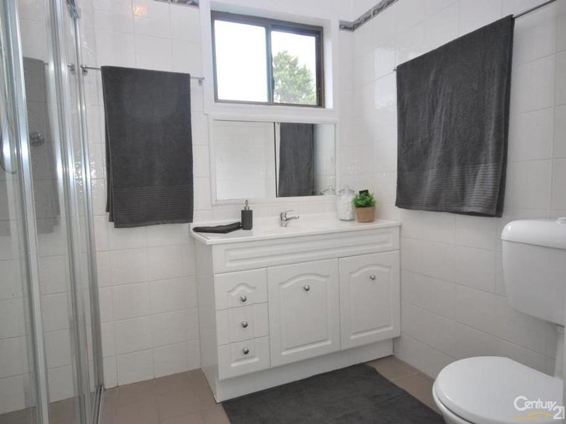 12 Warrumbungle Street, Fairfield West NSW 2165