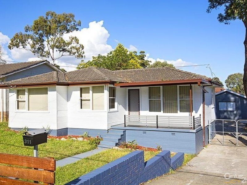 311 Smithfield Road, Fairfield West NSW 2165