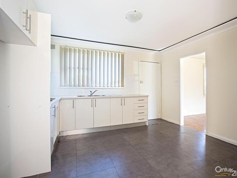 311 Smithfield Road, Fairfield West NSW 2165