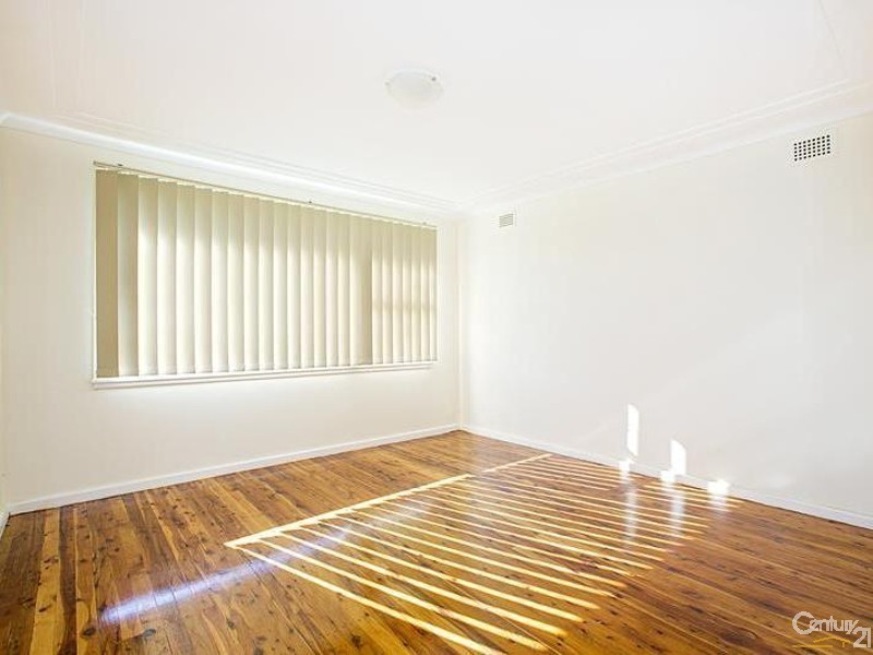 311 Smithfield Road, Fairfield West NSW 2165