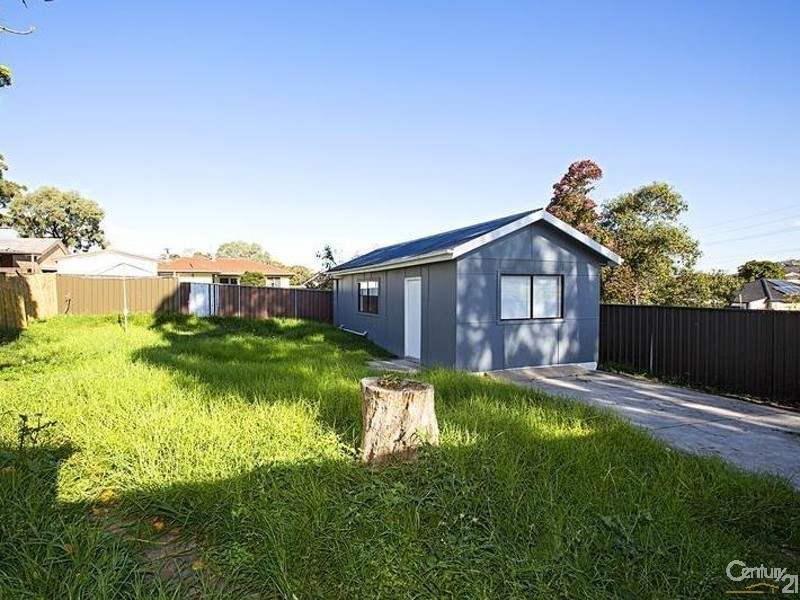 311 Smithfield Road, Fairfield West NSW 2165