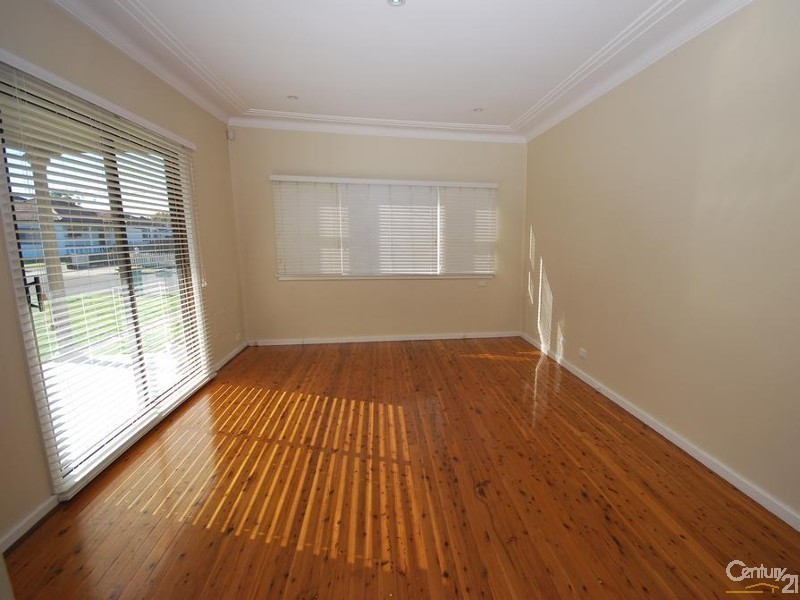 12 Chisholm Street, Smithfield NSW 2164