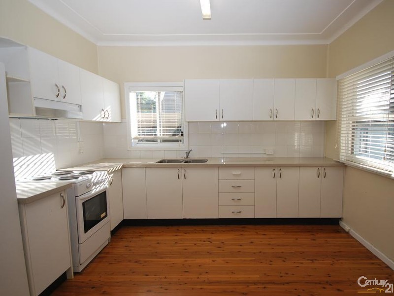 12 Chisholm Street, Smithfield NSW 2164