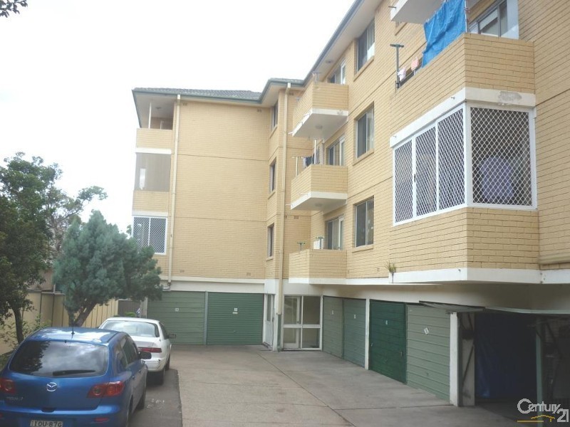 19/11 Gilbert Street, Cabramatta NSW 2166