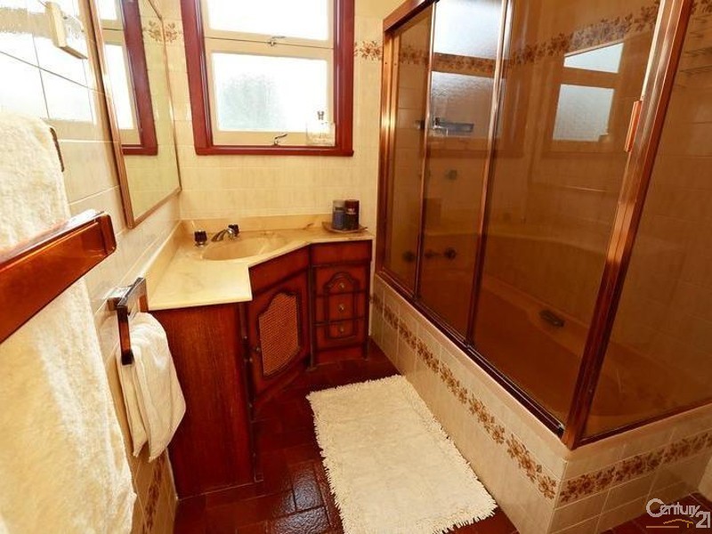 Fairfield West NSW 2165