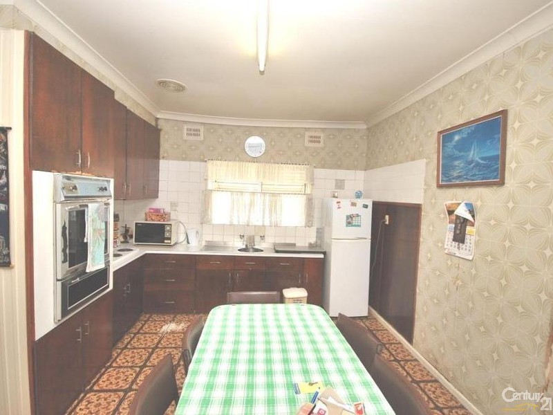 624 Polding Street, Bossley Park NSW 2176