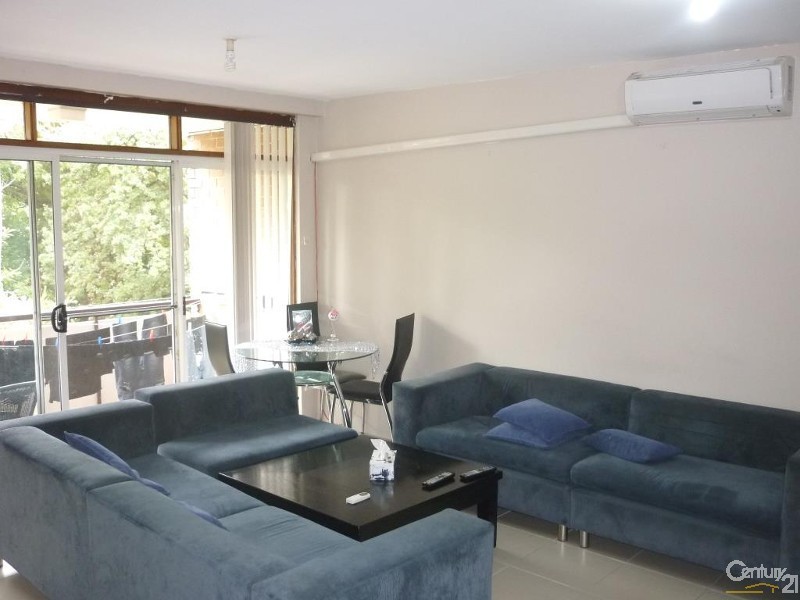 35/127 The Crescent, Fairfield NSW 2165