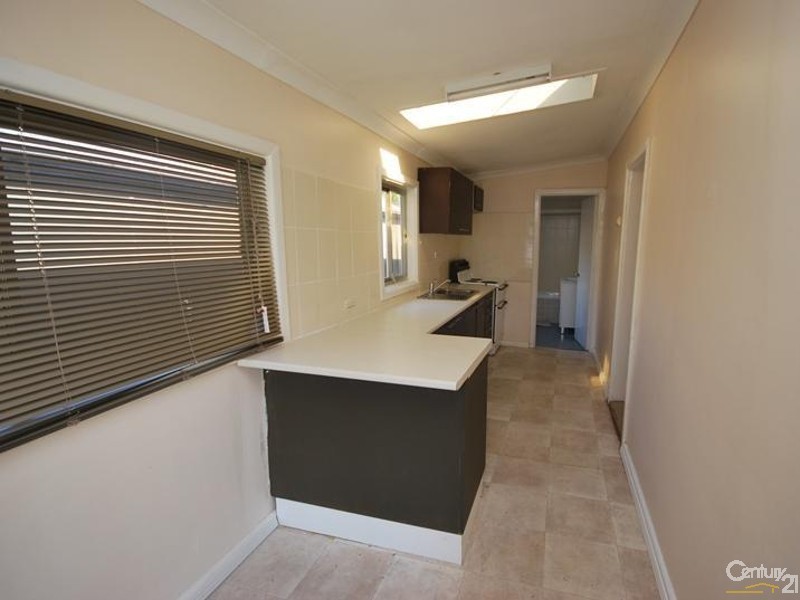 Fairfield East NSW 2165