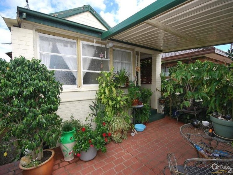 64a Torrens Street, Canley Heights NSW 2166