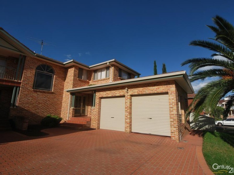 Edensor Park NSW 2176