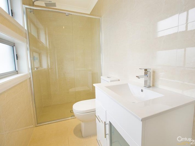 17 – 17A Beelar Street, Canley Heights NSW 2166