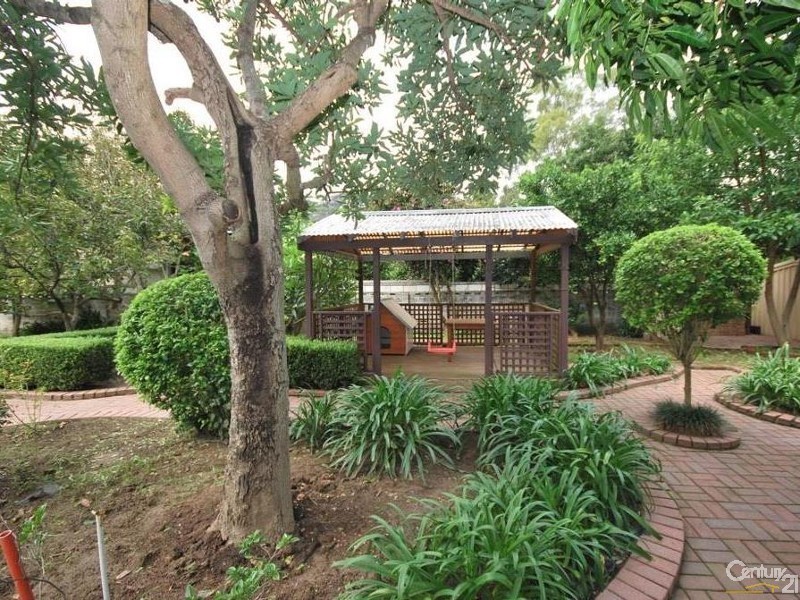 44 Riverview Rd, Fairfield NSW 2165