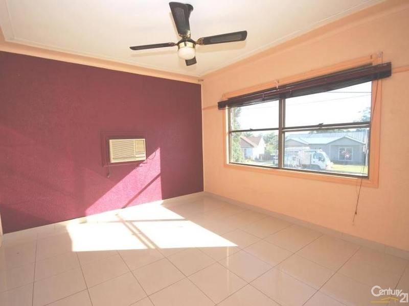 46 Grainger Ave, Mount Pritchard NSW 2170