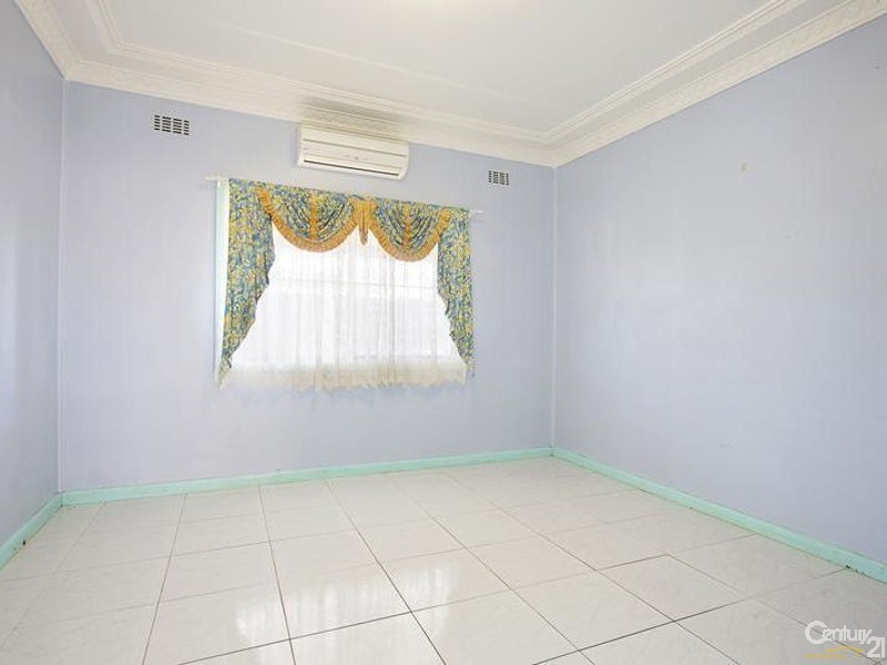 43 Buckingham Street, Canley Heights NSW 2166