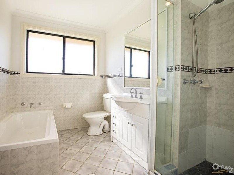 4/34 First Ave, Hoxton Park NSW 2171