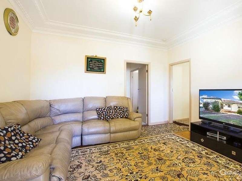 31 Granville Street, Fairfield NSW 2165